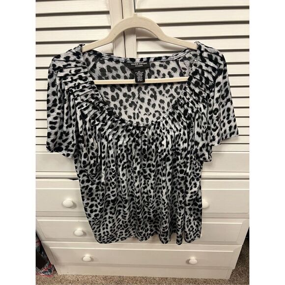 Valerie Stevens Womens Black and White Leopard print blouse size 2X - Picture 1 of 9